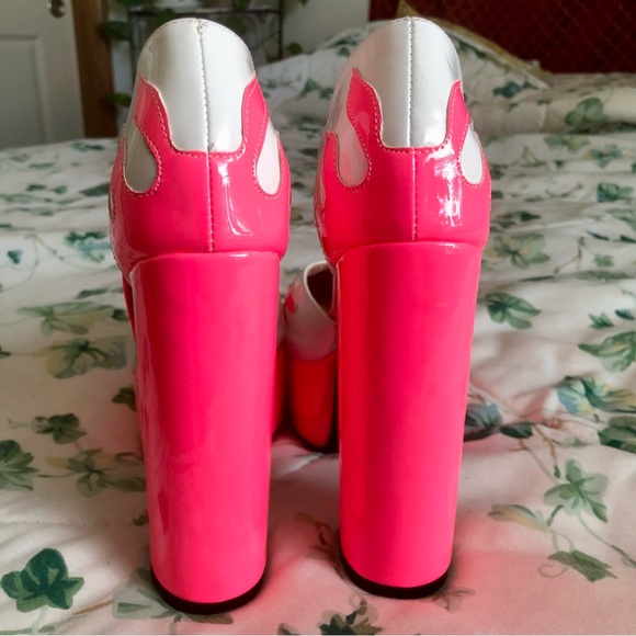 Mary Jane patent leather ankle strap platform chunky heel flame design - Picture 4 of 6